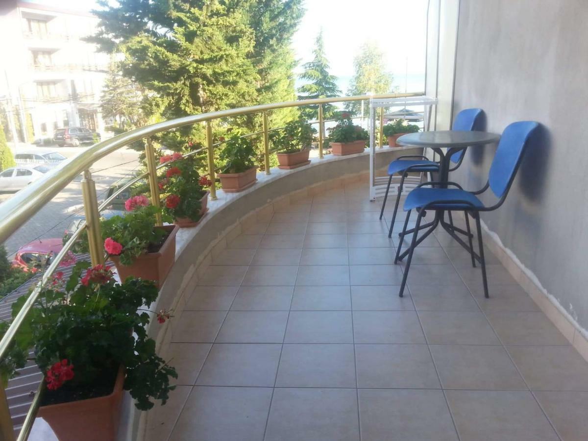 Hotel Saint Marena Pogradec Exterior photo